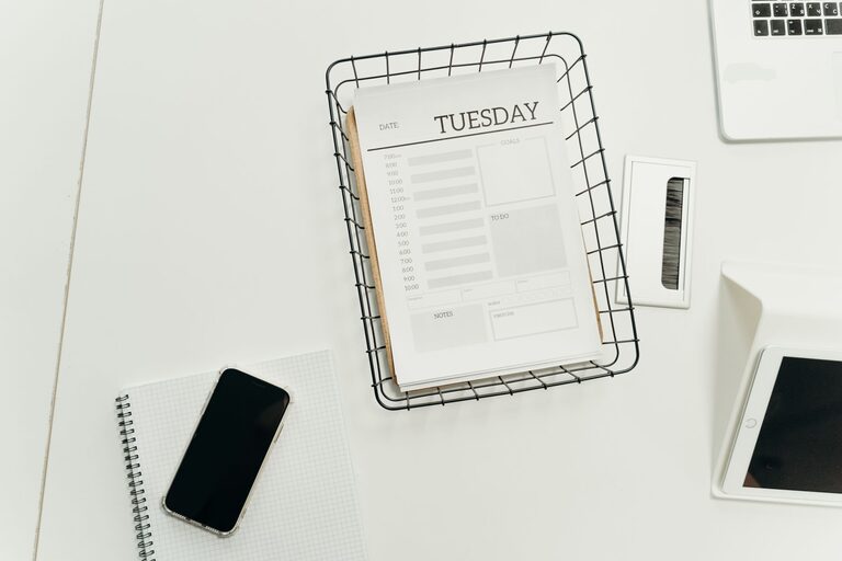 How to Keep Your Emails Under Control: Practical Tips for Inbox Management